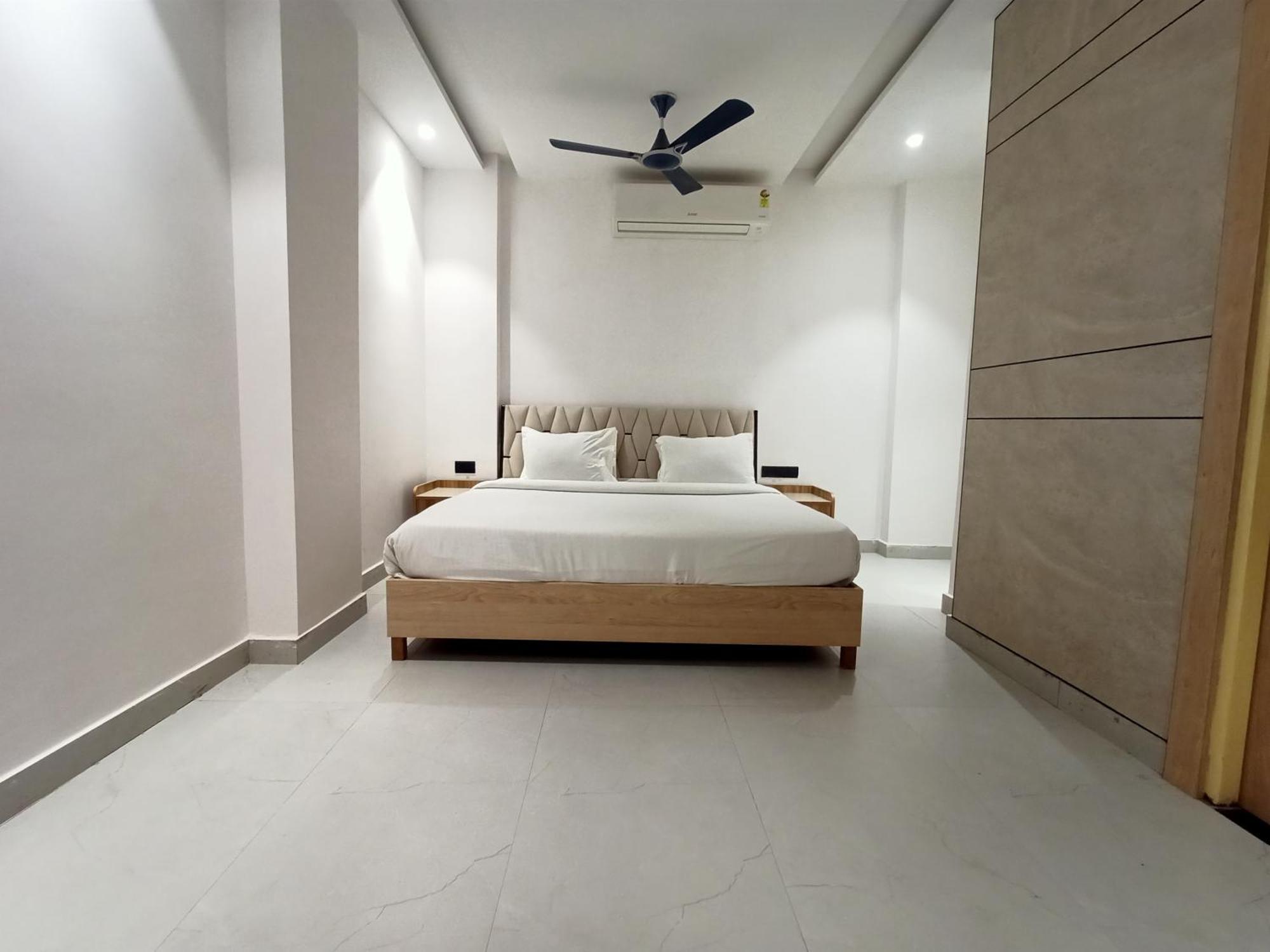 Hotel Global Inn -1 Km From Railway Station - Lift Food And Free Parking Lucknow Ngoại thất bức ảnh