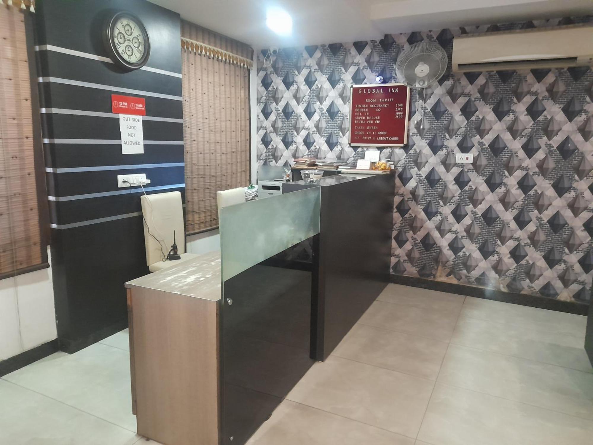 Hotel Global Inn -1 Km From Railway Station - Lift Food And Free Parking Lucknow Ngoại thất bức ảnh