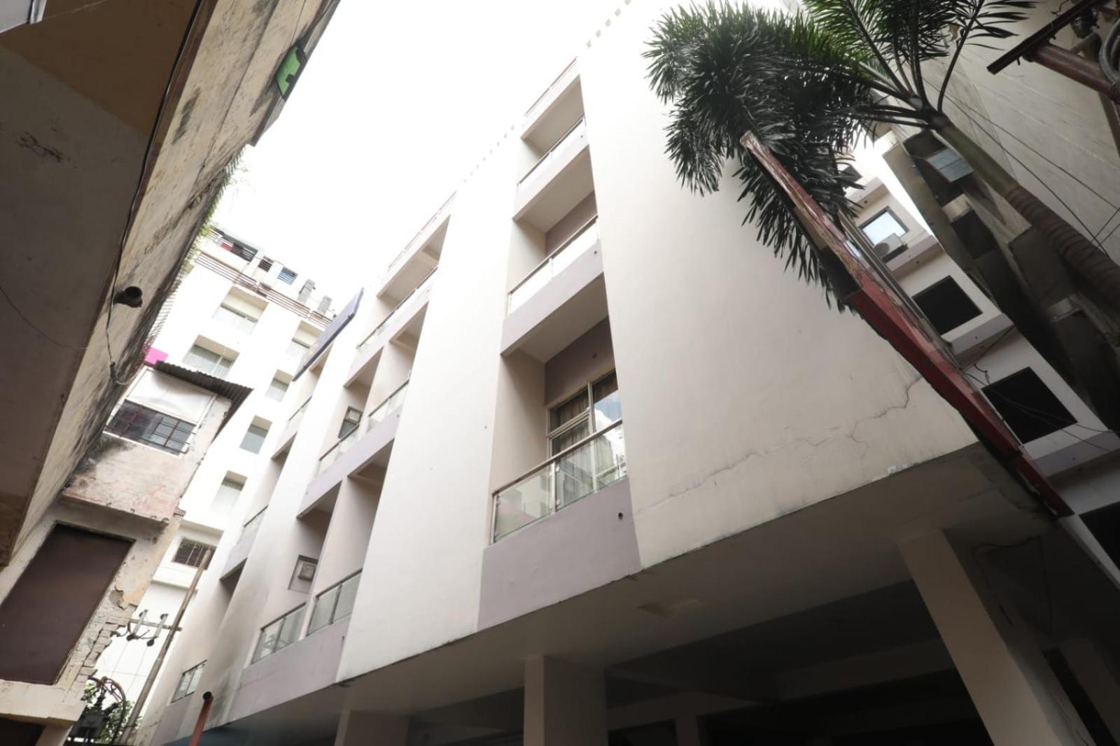 Hotel Global Inn -1 Km From Railway Station - Lift Food And Free Parking Lucknow Ngoại thất bức ảnh